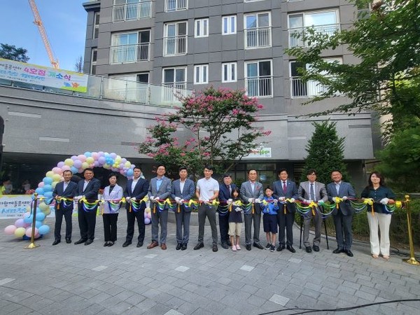 천안시는 지난 19일 힐스테이트천안신부 아파트에서 다함께돌봄센터 4호점 개소식을 개최했다.