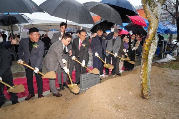 천안시는 11일 ‘백석 자연재해위험개선지구 정비사업’을 완료하고 준공식을 개최했다.