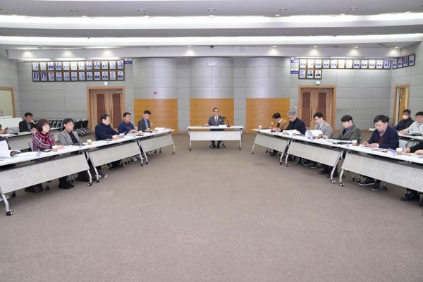 천안시가 지난 13일 천안 그린스타트업 타운 이노스트타워 내 스타트업 기업 입주공간 조성을 위한 리모델링 설계용역 최종보고회를 개최했다.